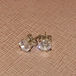 Silver Macy’s Earrings✨